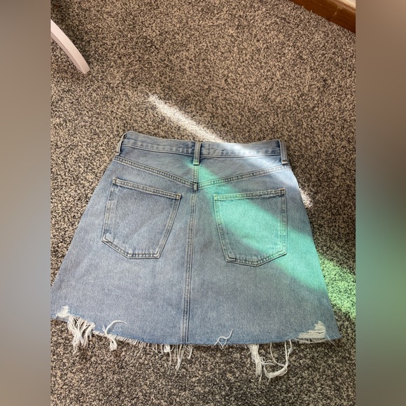 Agolde CrissCross Button fly Raw Hem Mini Denim Skirt Sz 27 S 2024 Retail 169 - Picture 8 of 10